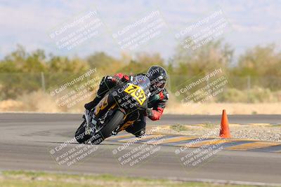 media/Nov-05-2022-SoCal Trackdays (Sat) [[f8d9b725ab]]/Turn 2 (1120am)/